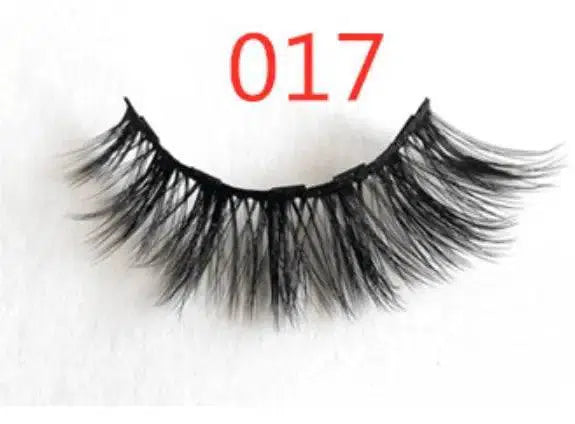 A Pair Of False Eyelashes With Magnets In Fashion-0171paireyelashes-32