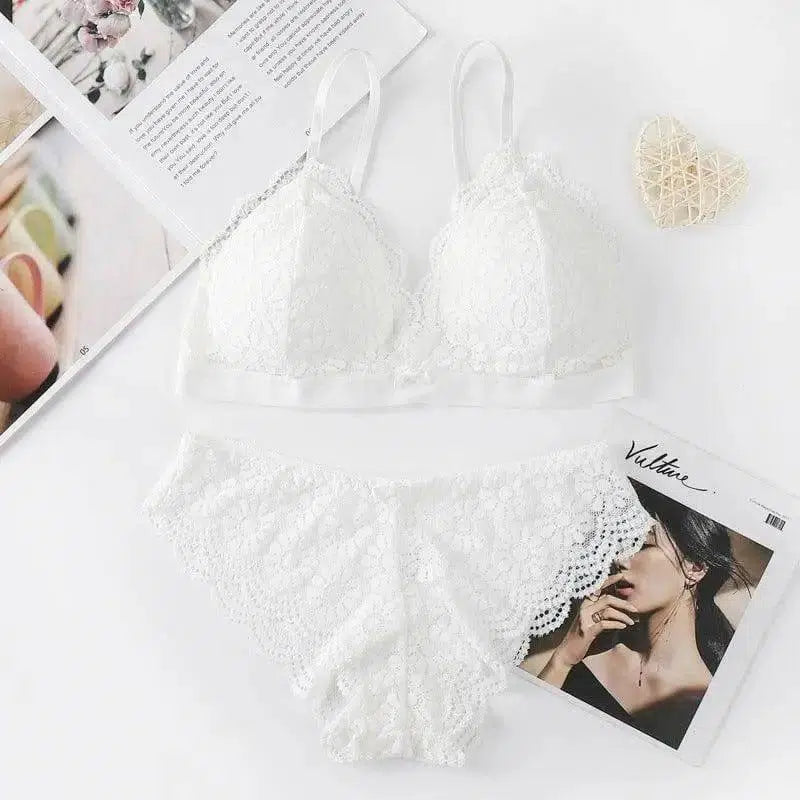 Elegant French Lace Bra for Understated Luxury-White-2