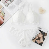 Elegant French Lace Bra for Understated Luxury-White-2