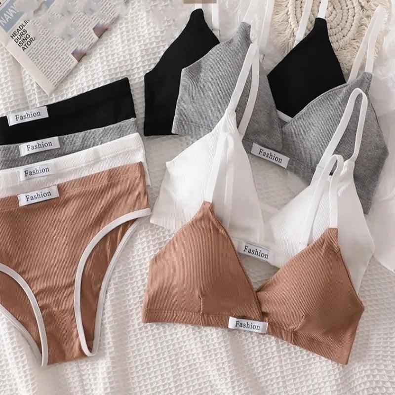 Women Seamless Bra Set V-neck Wireless Bras and Low-3